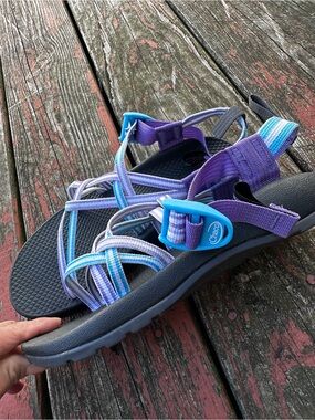 Chaco Women's Multicolor Strappy Sandals - Purple/Blue women’s size 6